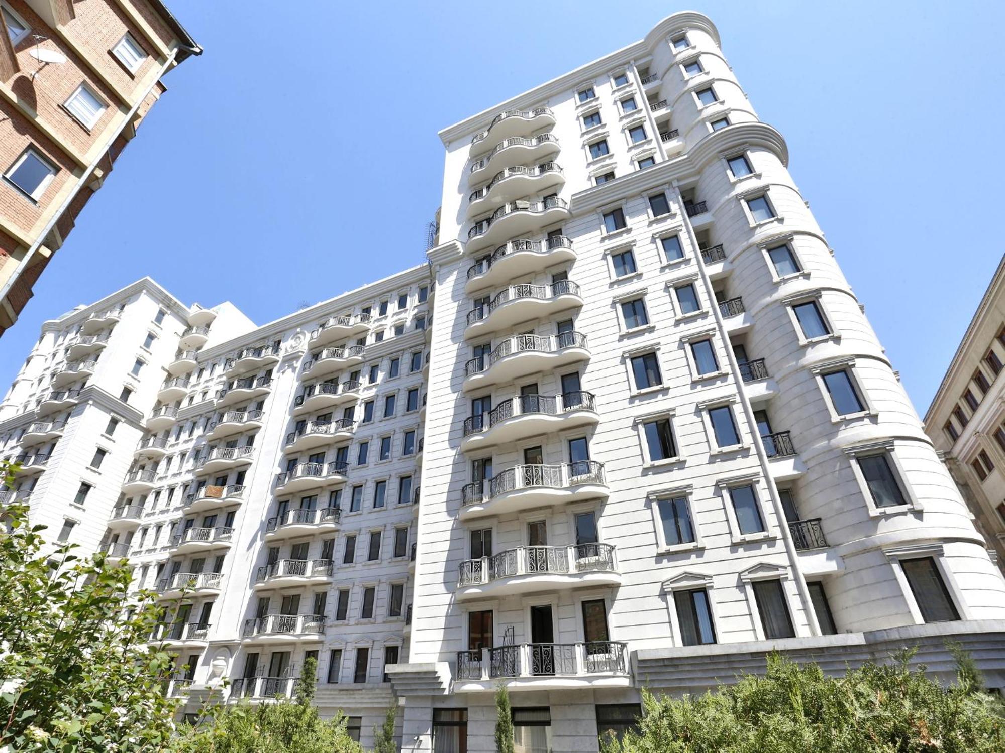 The Grand Apartment Lll Tbilisi Bagian luar foto