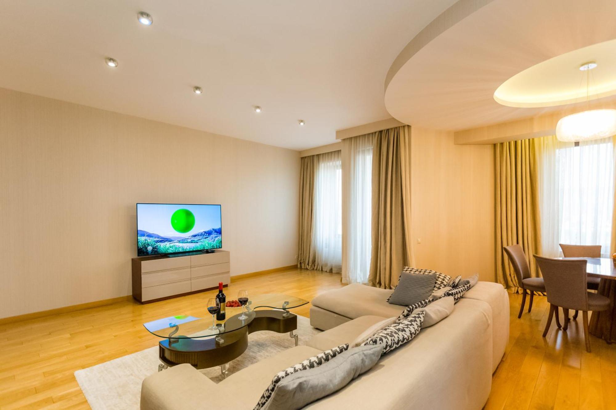 The Grand Apartment Lll Tbilisi Bagian luar foto