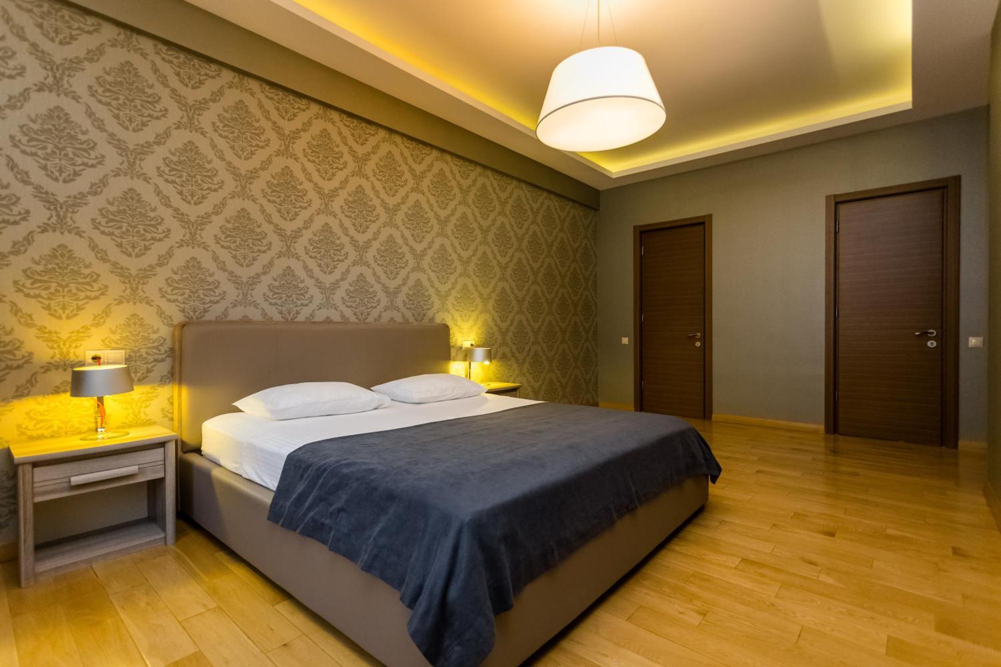The Grand Apartment Lll Tbilisi Bagian luar foto