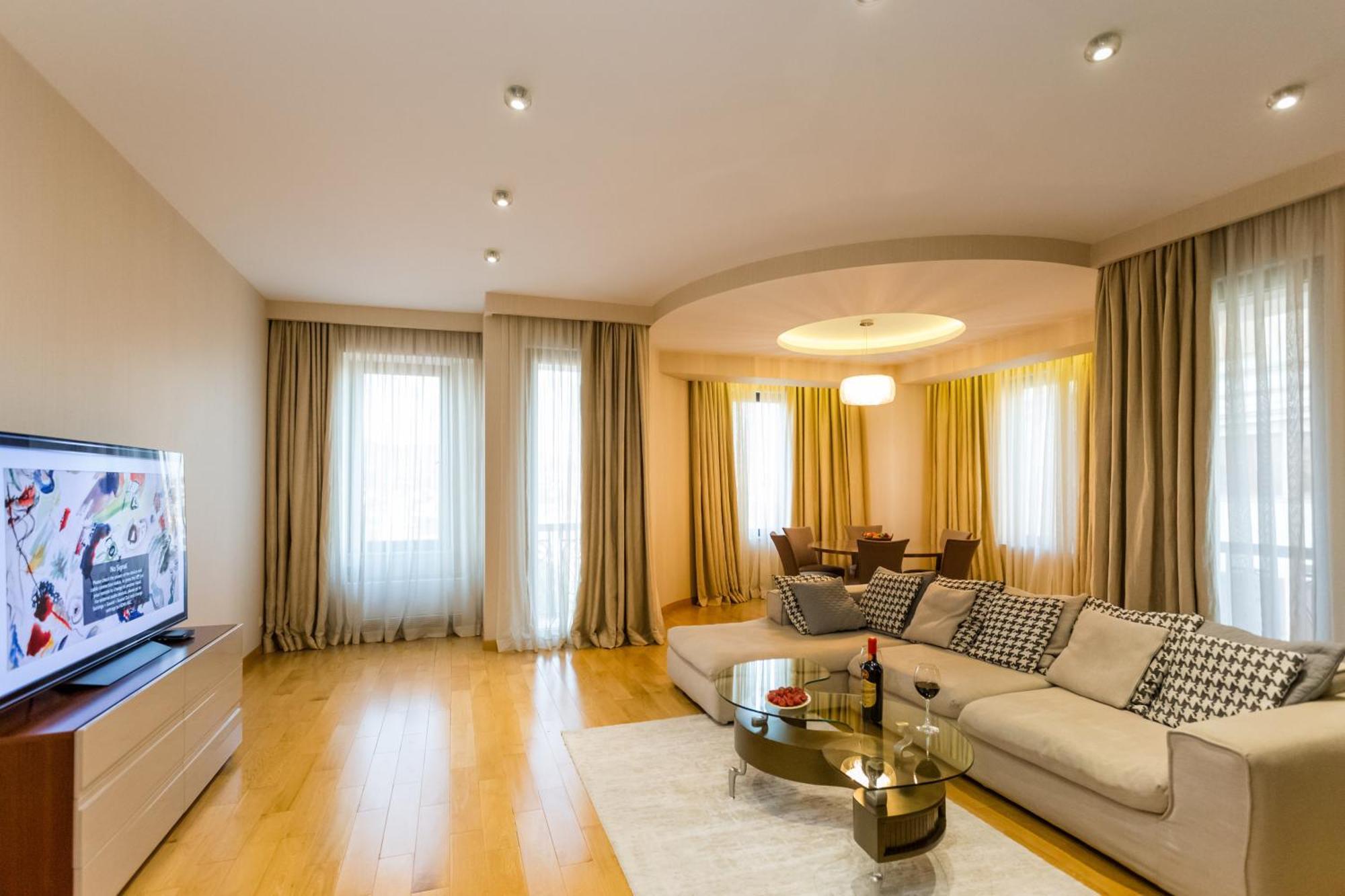 The Grand Apartment Lll Tbilisi Bagian luar foto